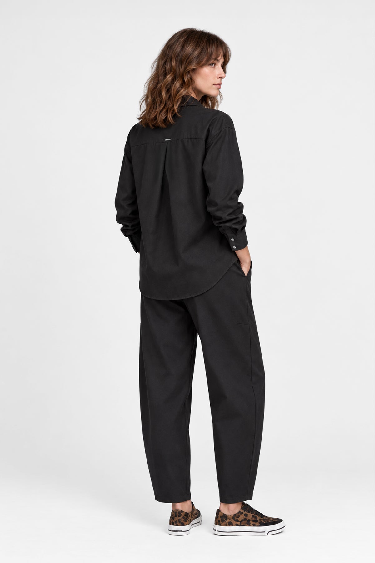 Kadın Siyah Premium Modal Oversize Gömlek-WFWGM0129